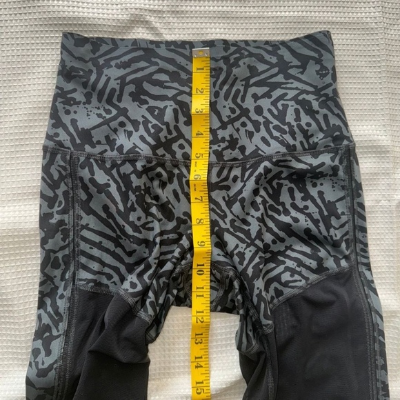 Lululemon Hot To Street Pant Biggie Brushed Animal Coal Black / Black sz… - Picture 7 of 10